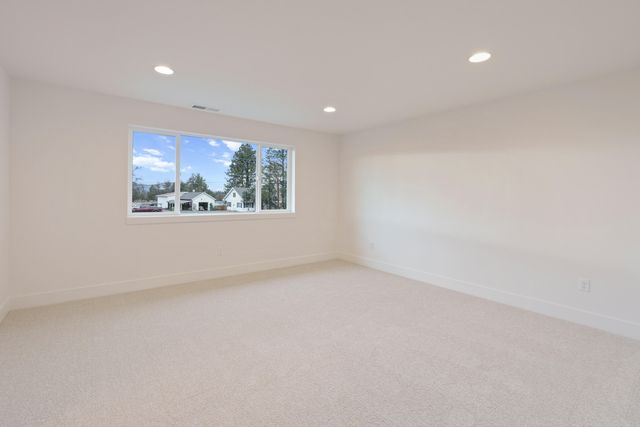 2111 SW 43rd Street Lot 13, Redmond, OR 97756