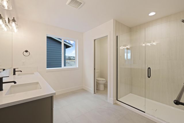 2111 SW 43rd Street Lot 13, Redmond, OR 97756