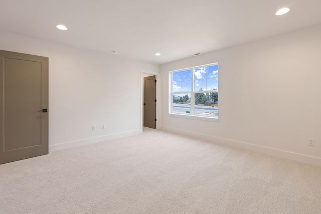 2111 SW 43rd Street Lot 13, Redmond, OR 97756