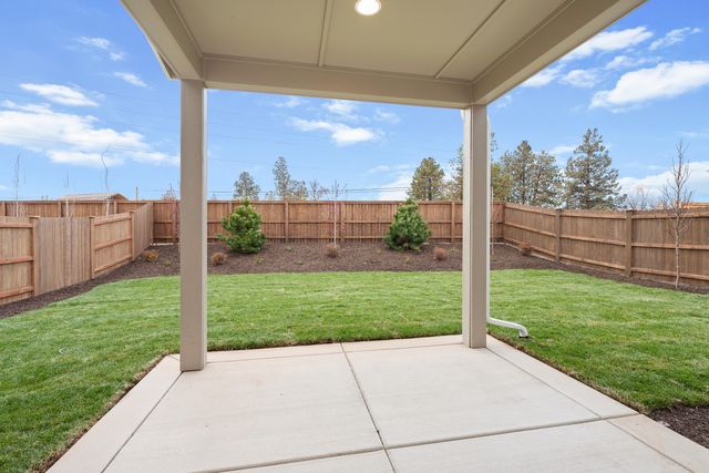 2111 SW 43rd Street Lot 13, Redmond, OR 97756