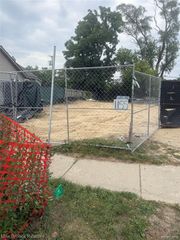 1155 E Lincoln Street, Birmingham, MI 48009