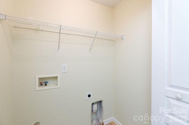 824 Gentlewinds Court, Fort Mill, SC 29708