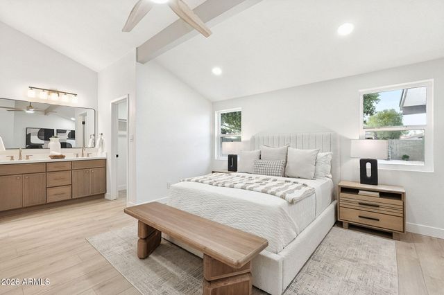 1750 W KIOWA Avenue, Mesa, AZ 85202