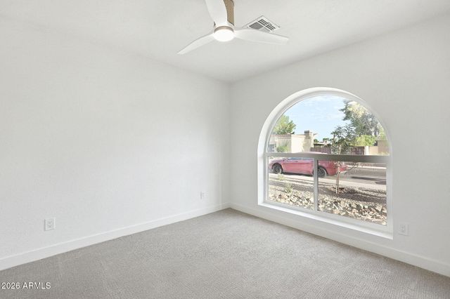 1750 W KIOWA Avenue, Mesa, AZ 85202
