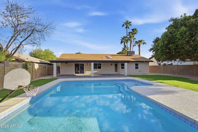 1750 W KIOWA Avenue, Mesa, AZ 85202