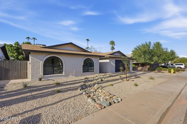 1750 W KIOWA Avenue, Mesa, AZ 85202