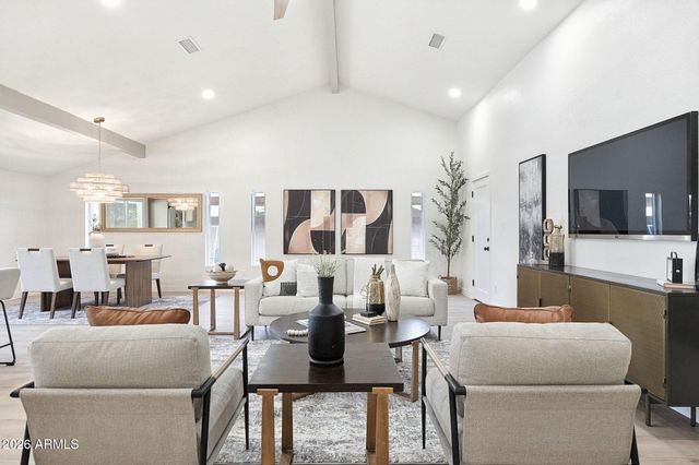 1750 W KIOWA Avenue, Mesa, AZ 85202