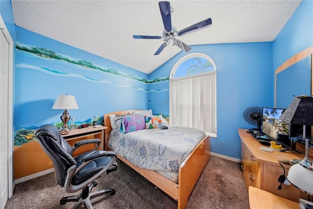 6804 MIRROR LAKE AVENUE, Tampa, FL 33634
