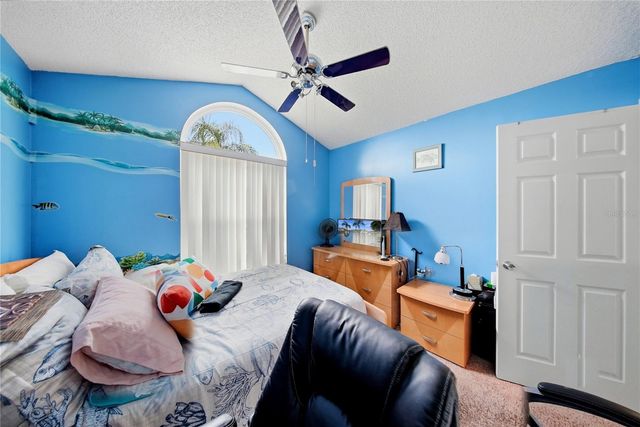 6804 MIRROR LAKE AVENUE, Tampa, FL 33634