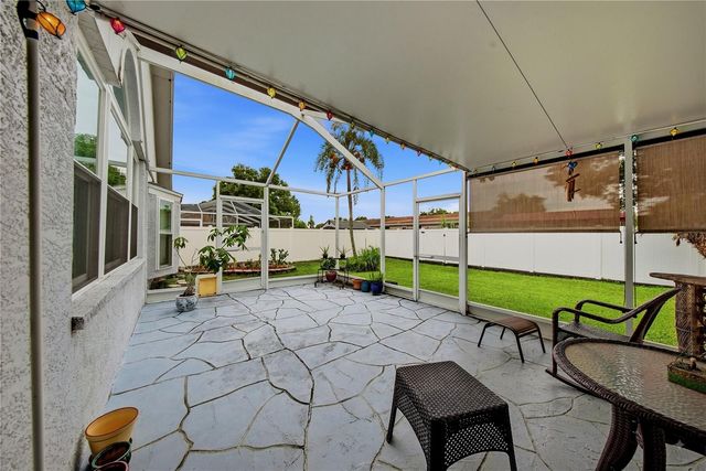6804 MIRROR LAKE AVENUE, Tampa, FL 33634