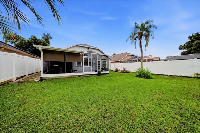 6804 MIRROR LAKE AVENUE, Tampa, FL 33634