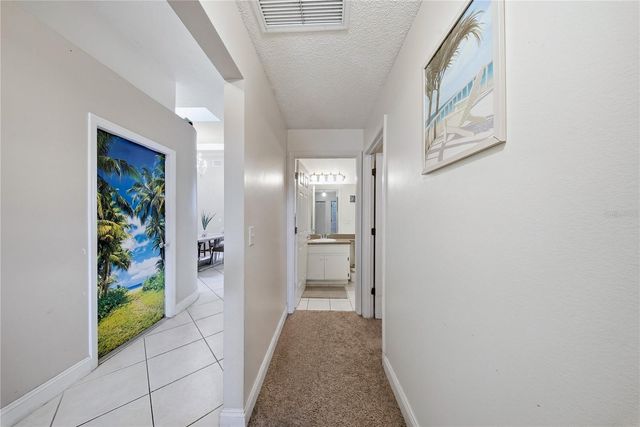 6804 MIRROR LAKE AVENUE, Tampa, FL 33634