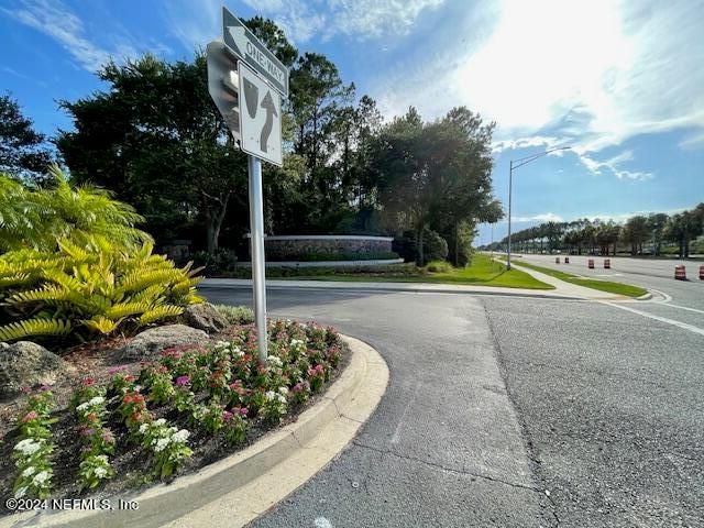 13475 STONE POND Drive, Jacksonville, FL 32224