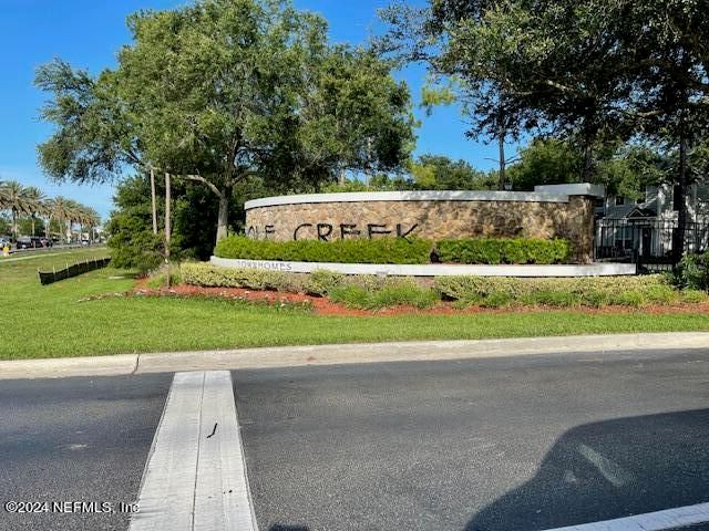 13475 STONE POND Drive, Jacksonville, FL 32224