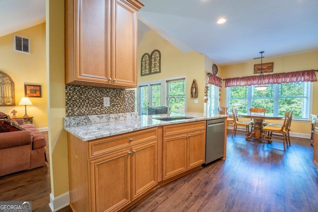 190 Towerview Circle, Mount Airy, GA 30563