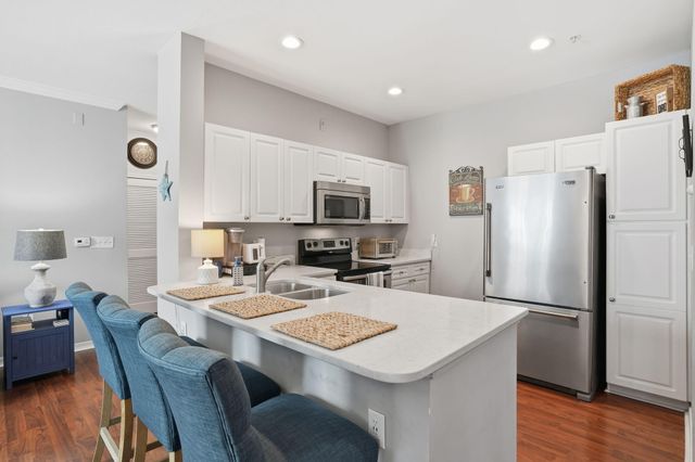 130 River Landing Drive 3111, Charleston, SC 29492