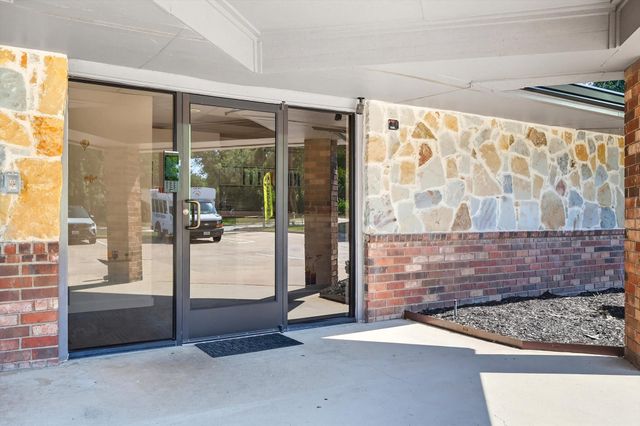 130 S Moore Road, Coppell, TX 75019