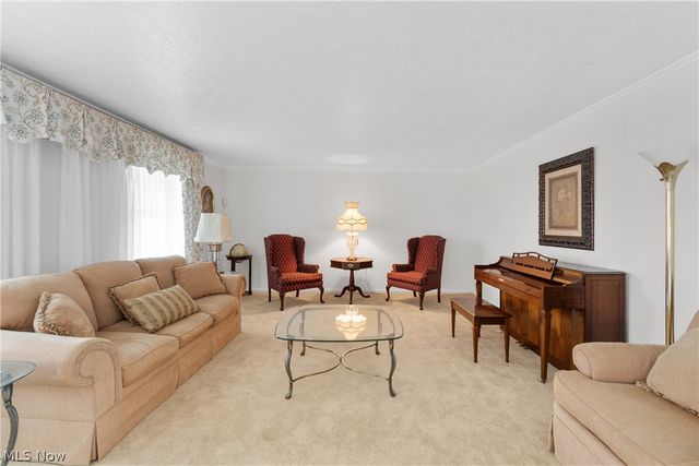 6920 Nimishillen Church Street, Louisville, OH 44641