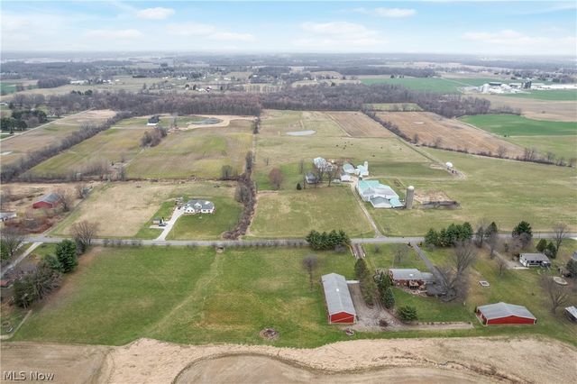 6920 Nimishillen Church Street, Louisville, OH 44641