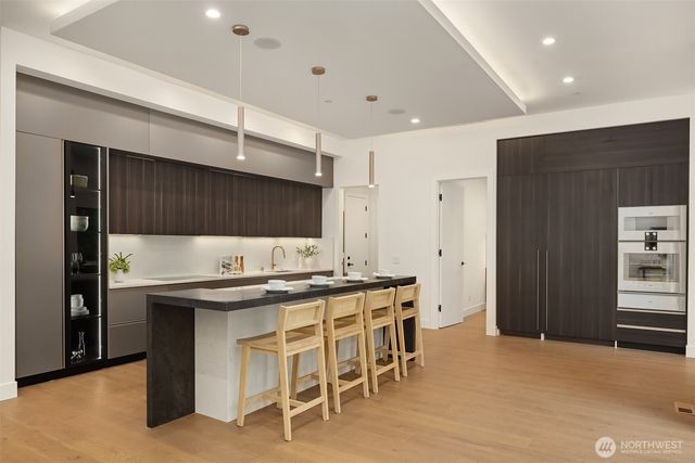 10656 Woodhaven Lane, Bellevue, WA 98004