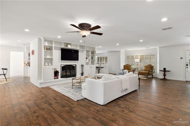 1415 Marigold Avenue, Mcallen, TX 78501