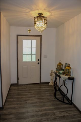 1506 Elvira St, Alice, TX 78332
