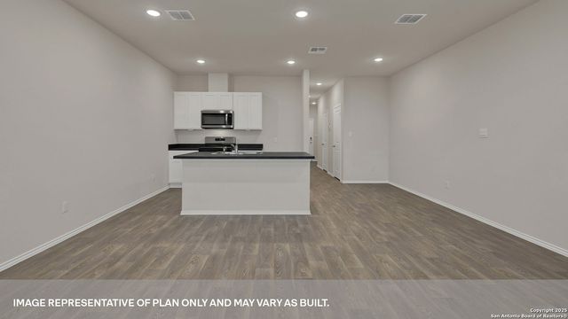 213 VARNER, Maxwell, TX 78656