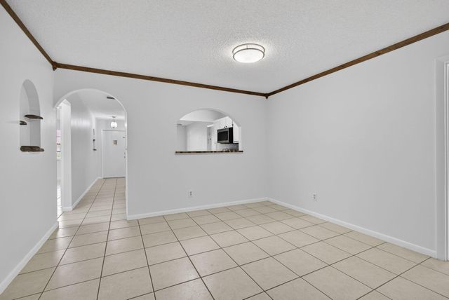 11925 Suellen Circle, Wellington, FL 33414