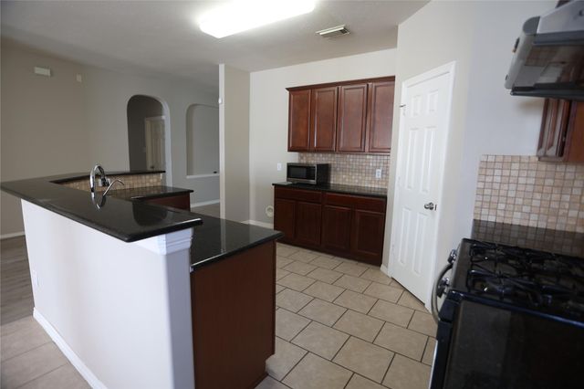 5547 Linden Rose Lane, Sugar Land, TX 77479