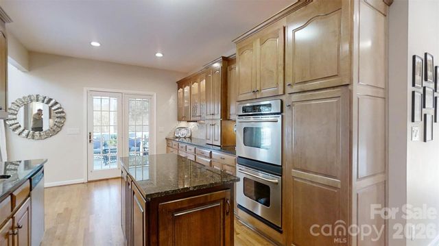 2400 Carriage Lane, Lincolnton, NC 28092