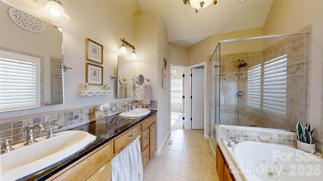 2400 Carriage Lane, Lincolnton, NC 28092