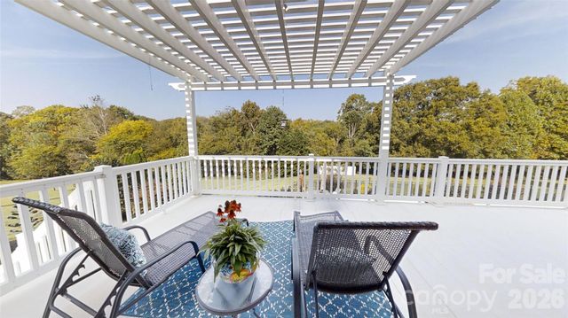 2400 Carriage Lane, Lincolnton, NC 28092