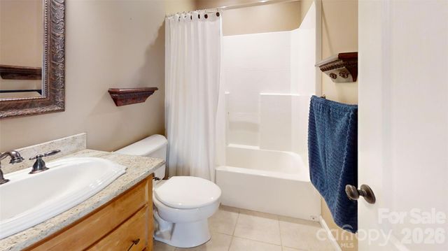 2400 Carriage Lane, Lincolnton, NC 28092