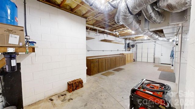 2400 Carriage Lane, Lincolnton, NC 28092