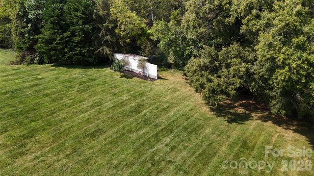 2400 Carriage Lane, Lincolnton, NC 28092