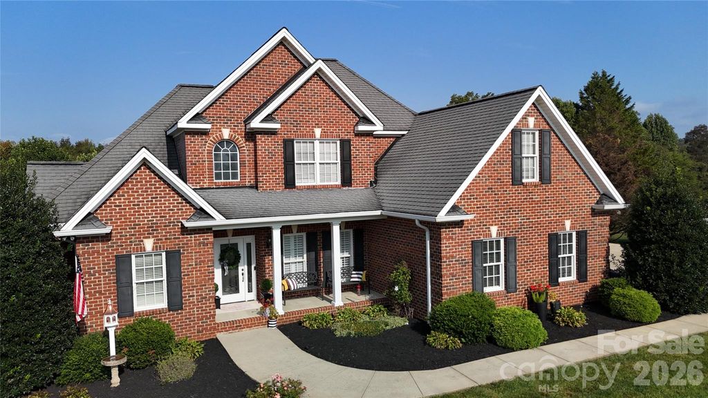 2400 Carriage Lane, Lincolnton, NC 28092