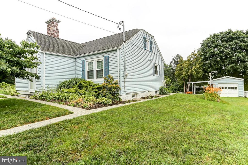 148 N ARLINGTON AVE, Harrisburg, PA 17109