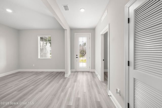 372 Croquet Avenue NE, Palm Bay, FL 32907