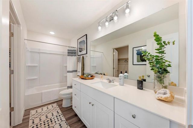 2601 Crystal Bend DR OLY13800, Pflugerville, TX 78660