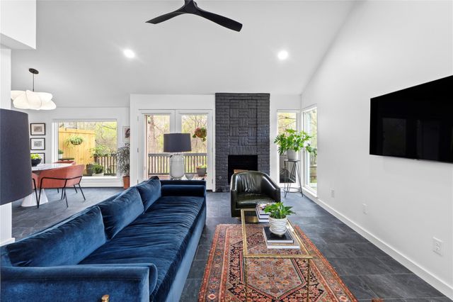 2528 Stoutwood CIR, Austin, TX 78745