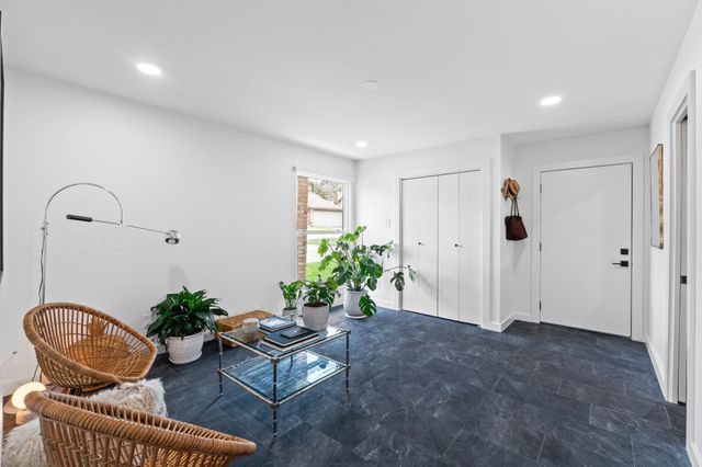 2528 Stoutwood CIR, Austin, TX 78745