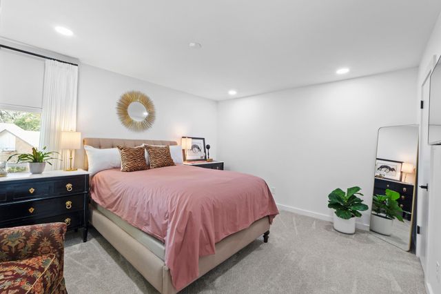 2528 Stoutwood CIR, Austin, TX 78745