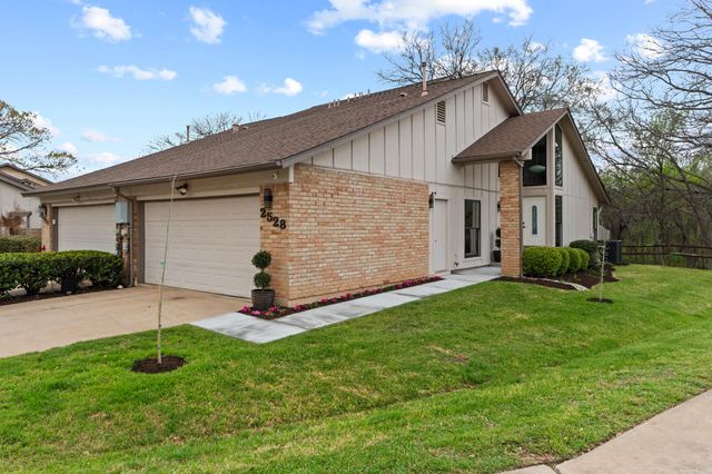 2528 Stoutwood CIR, Austin, TX 78745