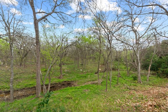 2528 Stoutwood CIR, Austin, TX 78745