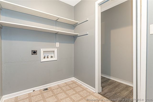 2122 Birchcreft Drive, Fayetteville, NC 28304