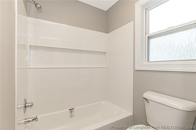 2122 Birchcreft Drive, Fayetteville, NC 28304