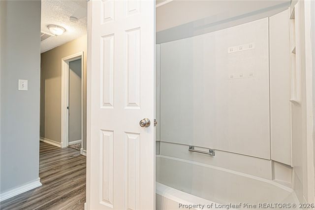 2122 Birchcreft Drive, Fayetteville, NC 28304