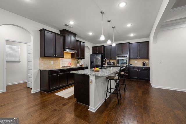 166 Brookview Drive, Newnan, GA 30265