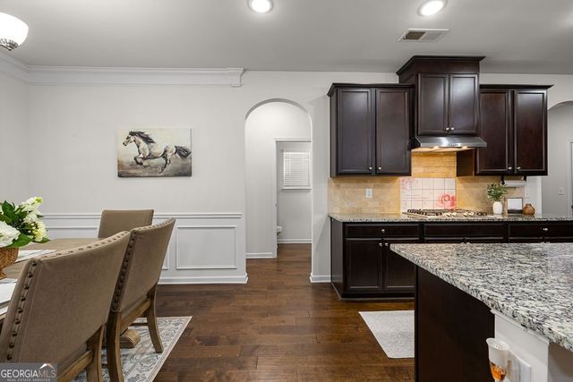 166 Brookview Drive, Newnan, GA 30265