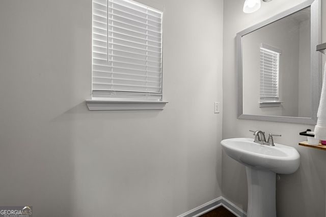 166 Brookview Drive, Newnan, GA 30265